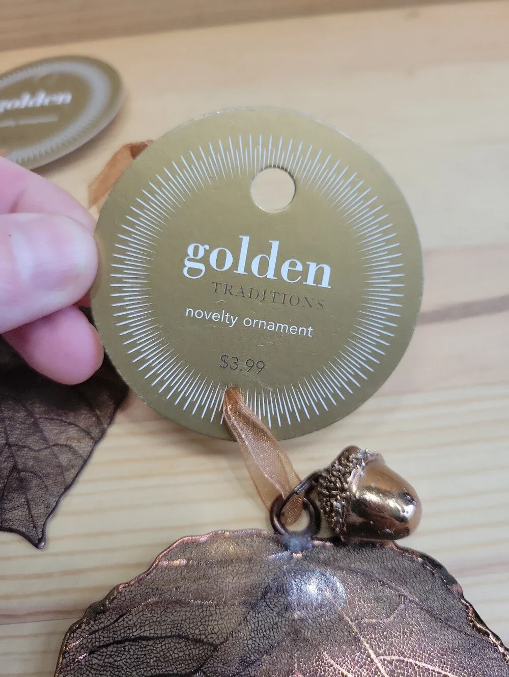 Martha Stewart 5 Oak Leaf Gold & 3 Bronze Aspen Leaf  ORNAMENT Christmas Hoilday